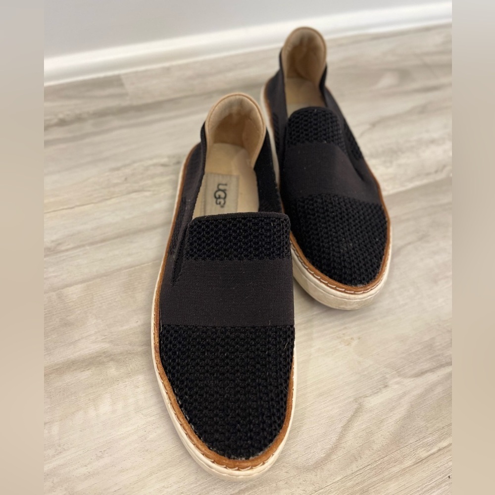 UGG Australia Sammy Slip On Hyper Weave Casual Flats Shoes 1016756 Size 6.5